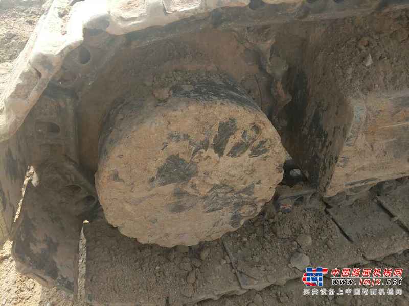 河南出售转让二手3865小时2013年现代R225LC挖掘机