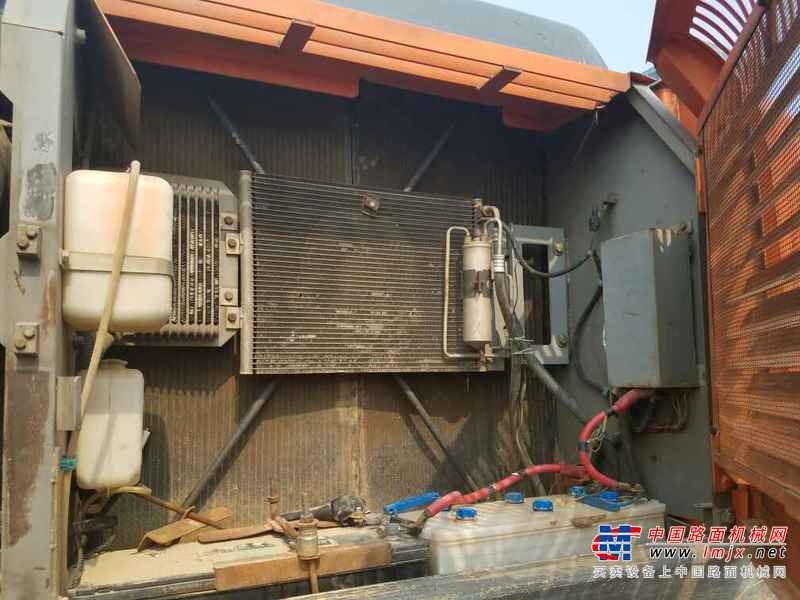 河北出售转让二手8800小时2008年日立ZX240挖掘机