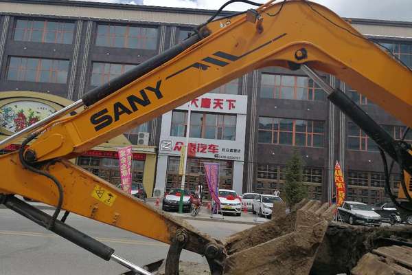 吉林出售转让二手6000小时2012年三一重工SY75C挖掘机
