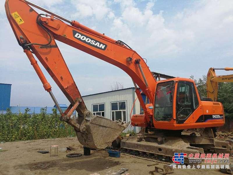 吉林出售转让二手12000小时2009年斗山DH220LC挖掘机