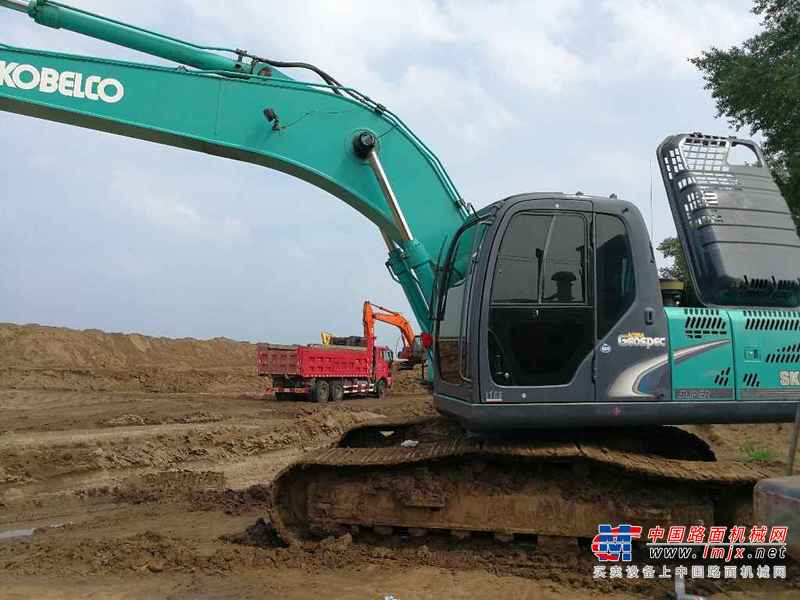 吉林出售转让二手8500小时2009年神钢SK250挖掘机