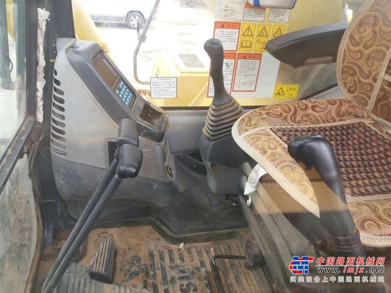 陕西出售转让二手6000小时2013年小松PC360挖掘机
