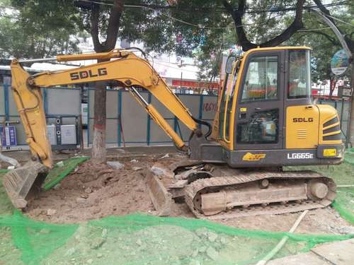 河北出售转让二手2000小时2013年临工LG665E挖掘机