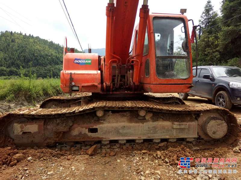 江西出售转让二手15000小时2007年斗山DH300挖掘机