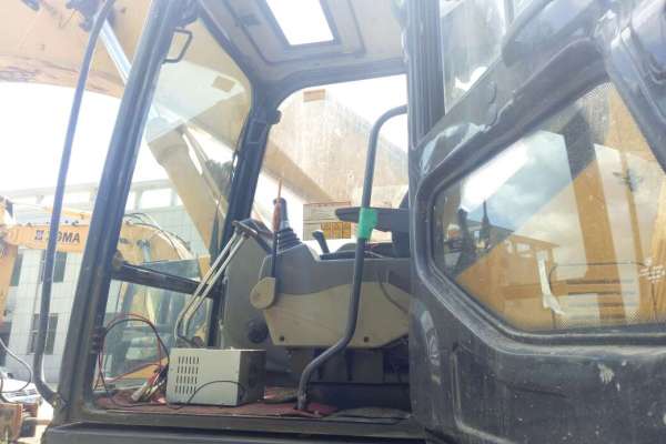 吉林出售转让二手3443小时2012年厦工XG833挖掘机
