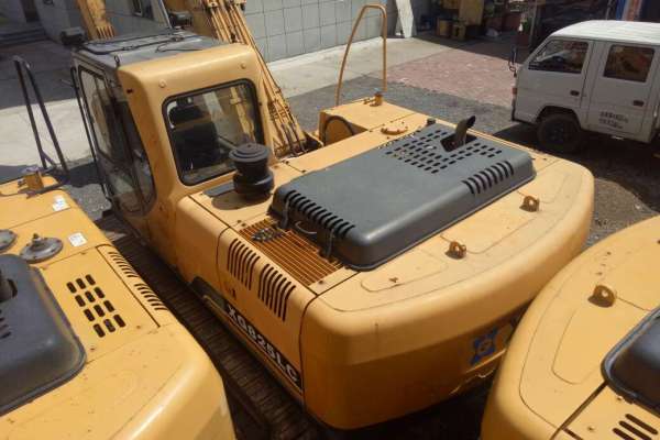 吉林出售转让二手2433小时2011年厦工XG822LC挖掘机