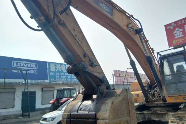 河北出售转让二手5600小时2012年福田雷沃FR360挖掘机