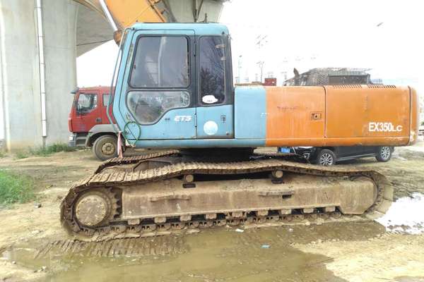 辽宁出售转让二手15000小时2003年日立EX300挖掘机