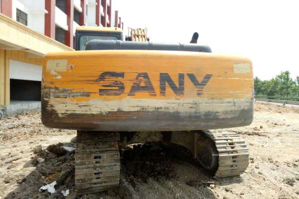 江西出售转让二手8000小时2011年三一重工SY205C挖掘机