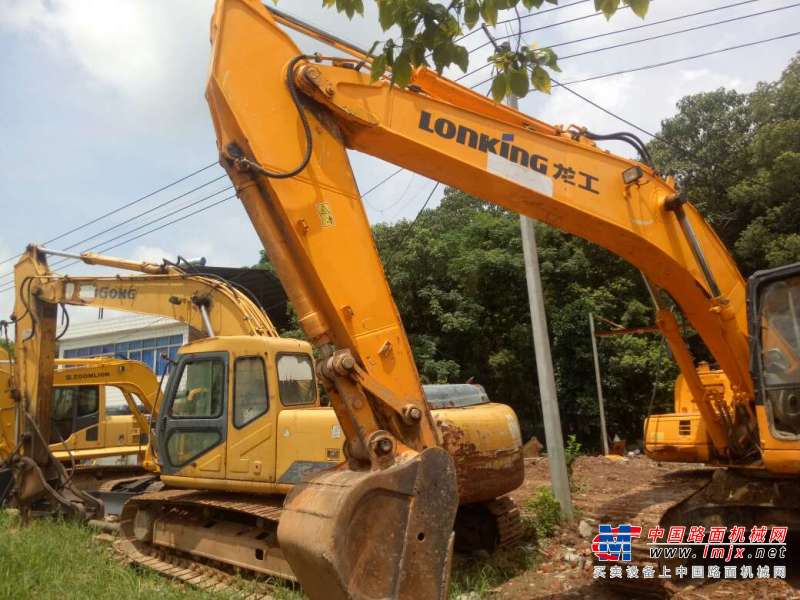 江西出售转让二手7500小时2012年龙工LG6215挖掘机