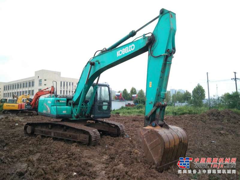 安徽出售转让二手9646小时2010年神钢SK210挖掘机