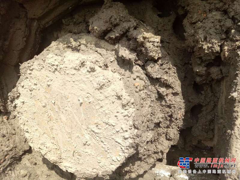 黑龙江出售转让二手16000小时2010年斗山DH300LC挖掘机