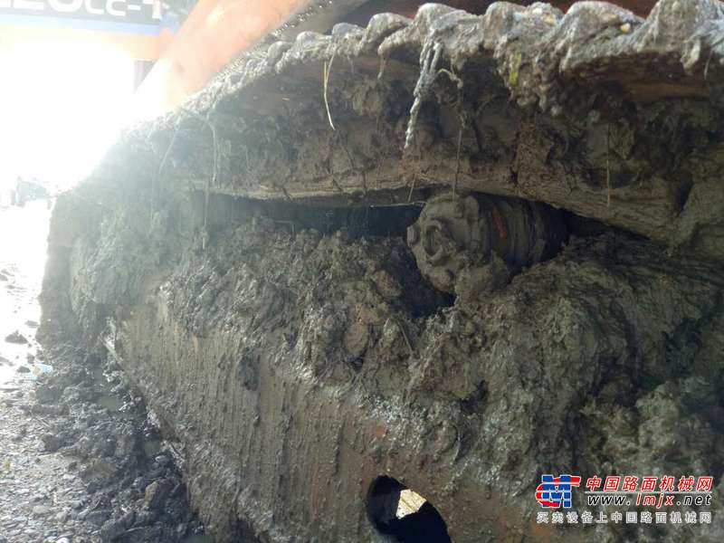 黑龙江出售转让二手18000小时2007年斗山DH225挖掘机