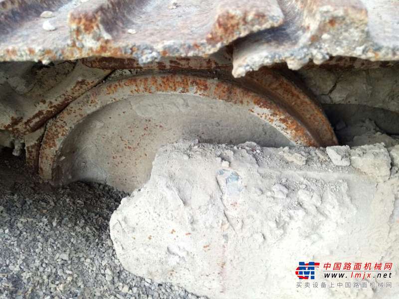 山西出售转让二手7800小时2006年现代R60挖掘机