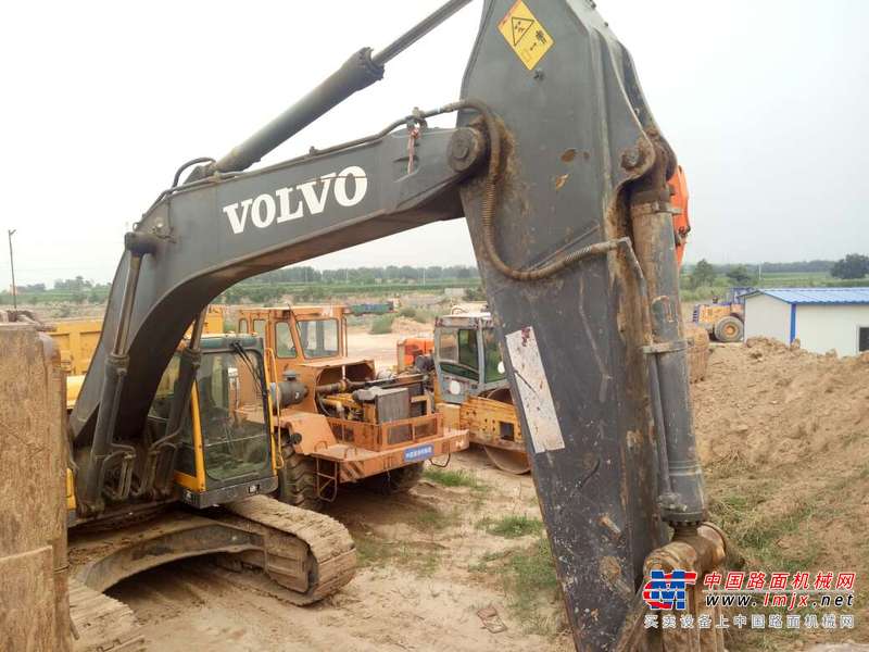 山西出售转让二手10000小时2006年沃尔沃EC290BLC挖掘机
