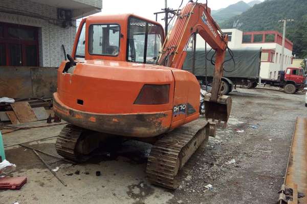 贵州出售转让二手7200小时2010年斗山DH70挖掘机