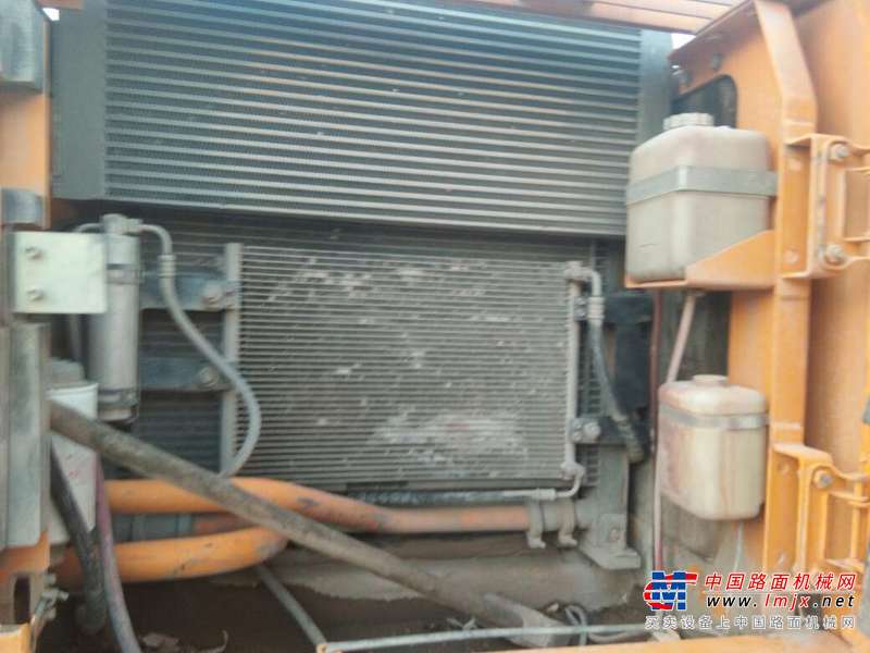 河北出售转让二手8200小时2011年龙工LG6225挖掘机