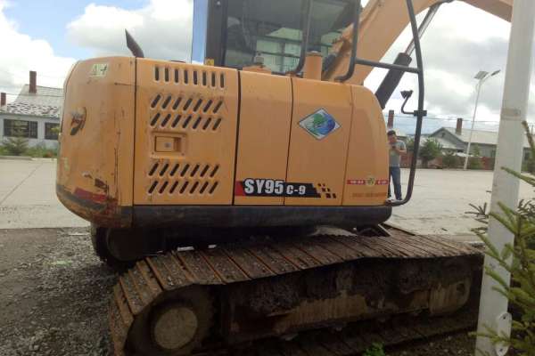 黑龙江出售转让二手4500小时2014年三一重工SY75C挖掘机