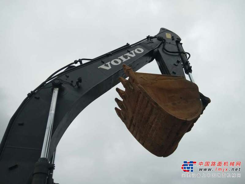 河北出售转让二手17500小时2009年沃尔沃EC360BLC挖掘机