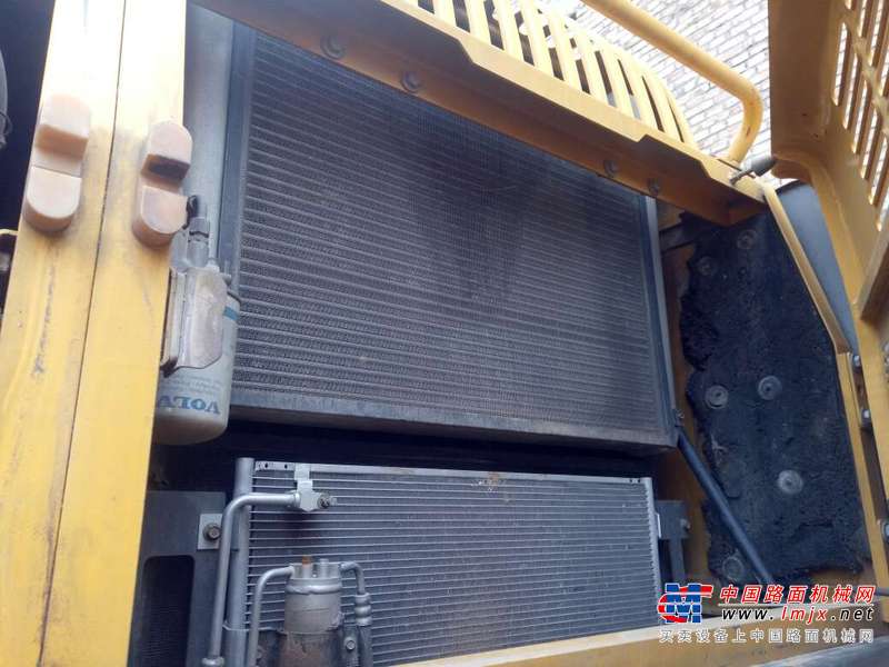 陕西出售转让二手9800小时2011年沃尔沃EC360BLC挖掘机