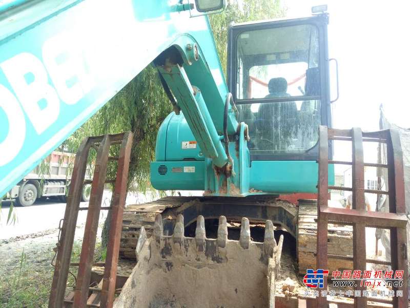 山西出售转让二手1600小时2014年神钢SK60挖掘机