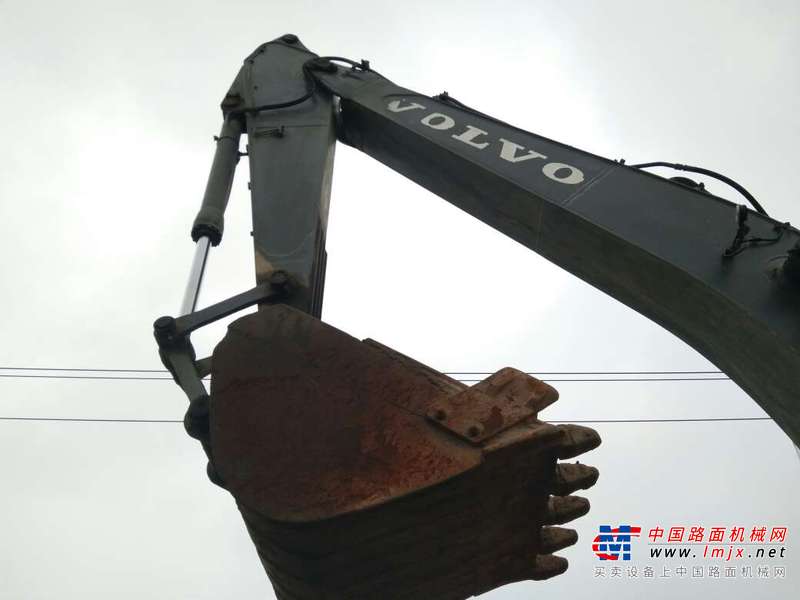 河北出售转让二手8500小时2011年沃尔沃EC210B挖掘机