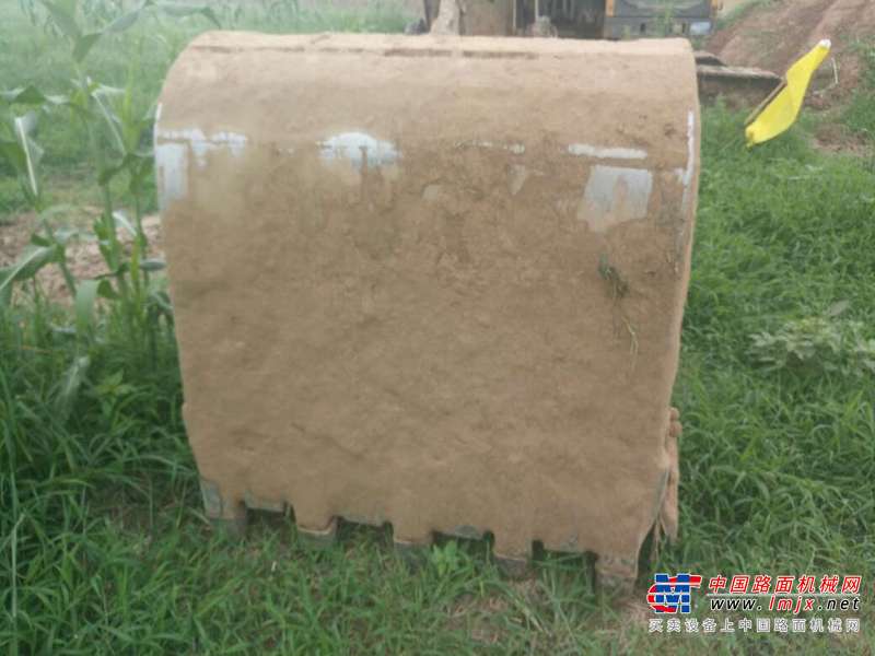 山东出售转让二手12000小时2010年沃尔沃EC210B挖掘机