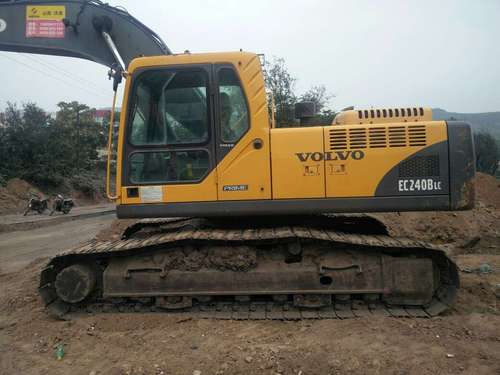 山西出售转让二手5700小时2011年沃尔沃EC240BLC挖掘机
