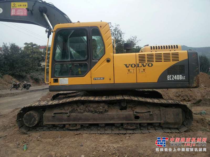 山西出售转让二手5700小时2011年沃尔沃EC240BLC挖掘机