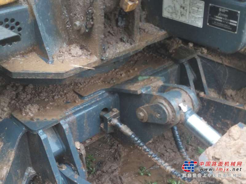 山东出售转让二手6000小时2012年柳工CLG908D挖掘机