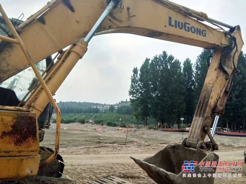 河北出售转让二手13000小时2010年柳工CLG922挖掘机