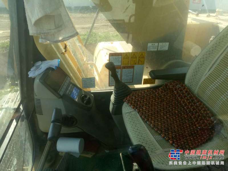 陕西出售转让二手5600小时2012年小松PC240LC挖掘机