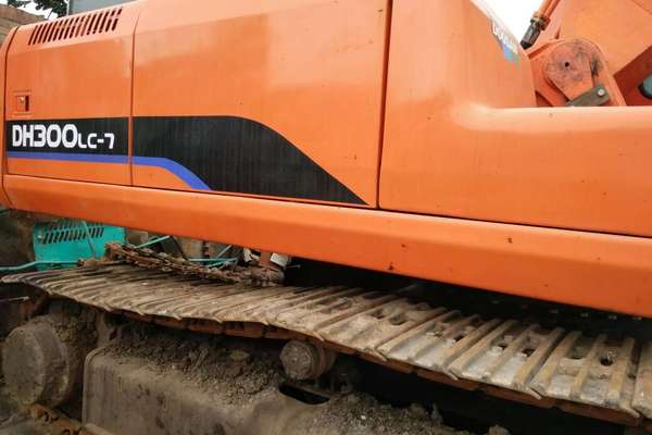 河北出售转让二手7580小时2011年斗山DH300LC挖掘机