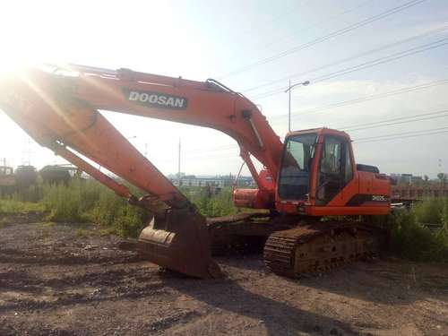 吉林出售转让二手8754小时2009年斗山DH225LC挖掘机