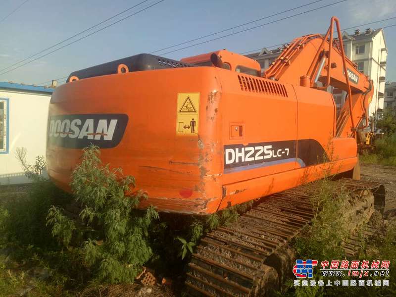 吉林出售转让二手8754小时2009年斗山DH225LC挖掘机