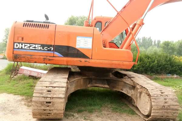 山东出售转让二手7800小时2008年斗山DH220挖掘机
