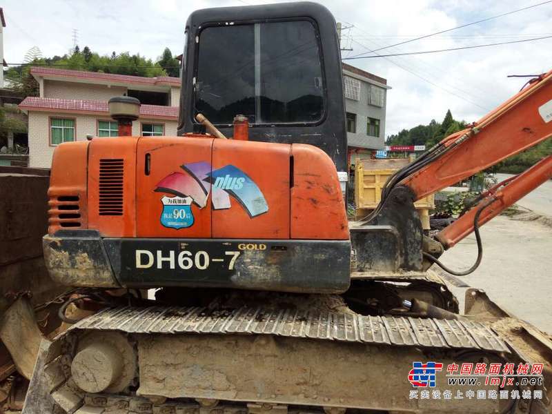 江西出售转让二手8000小时2011年斗山DH55挖掘机