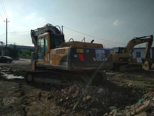 山西出售转让二手6000小时2011年沃尔沃EC210BLC挖掘机