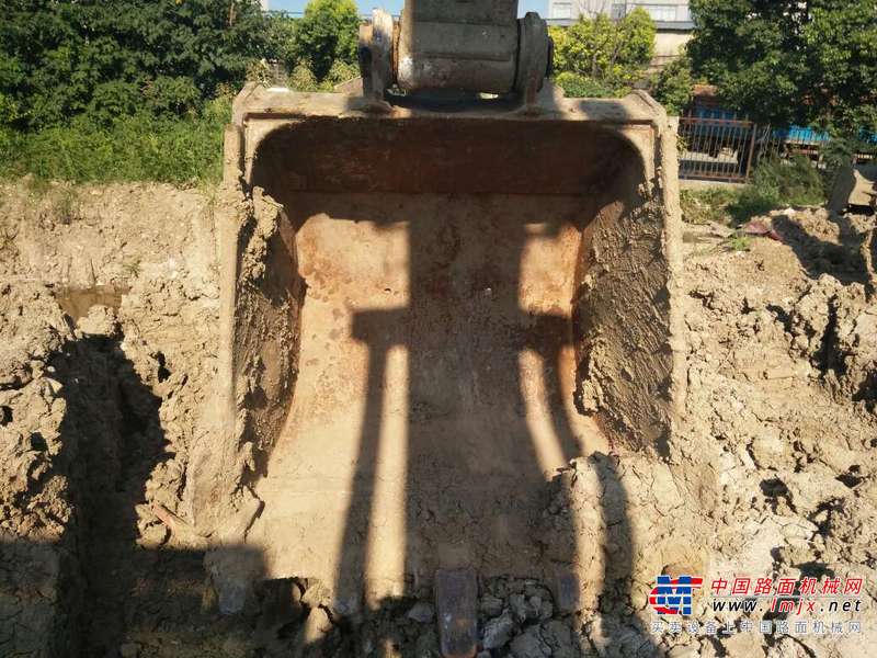 安徽出售转让二手3096小时2010年徐工XE210挖掘机