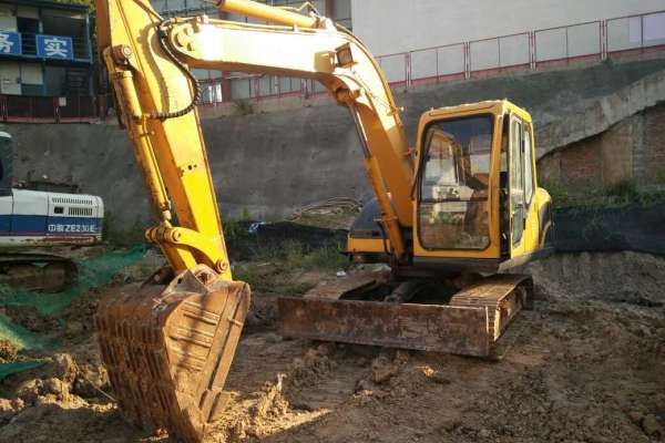 安徽出售转让二手9000小时2011年玉柴YC85挖掘机