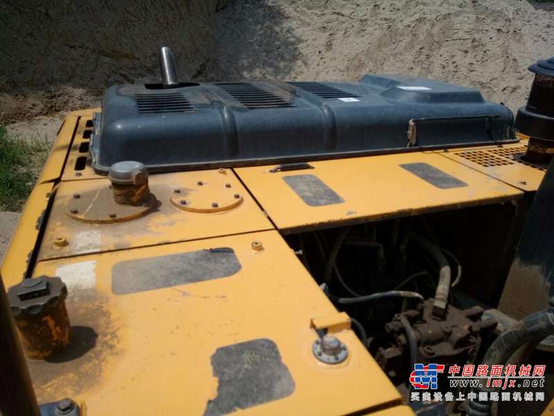 山西出售转让二手9000小时2010年现代R265LC挖掘机