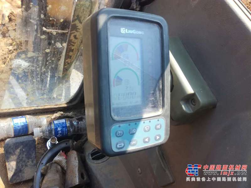 山东出售转让二手9300小时2011年柳工CLG906C挖掘机