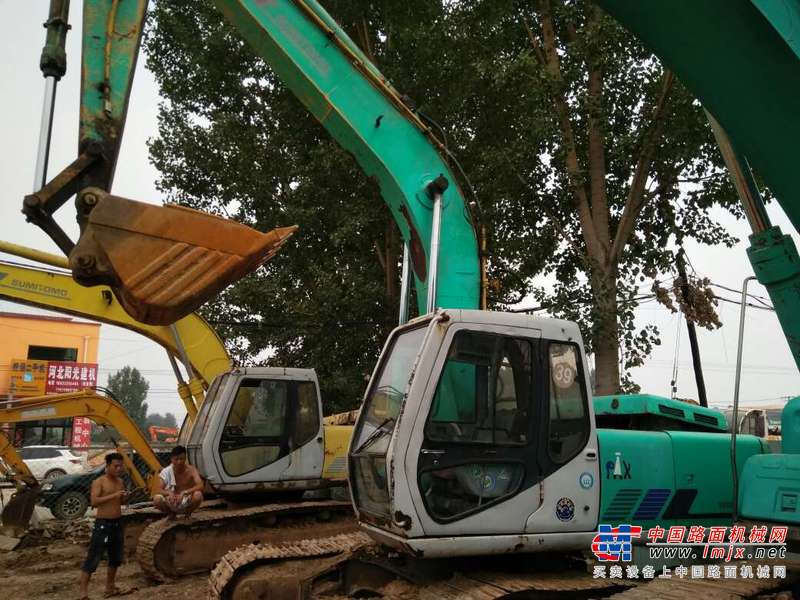 河北出售转让二手15000小时2004年住友SH200A1挖掘机