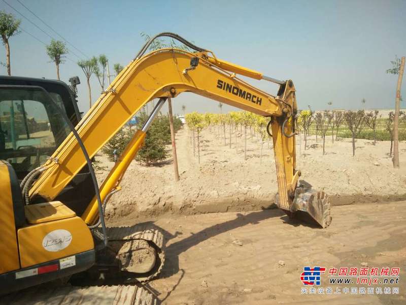 宁夏出售转让二手8000小时2013年国机重工ZG3085挖掘机