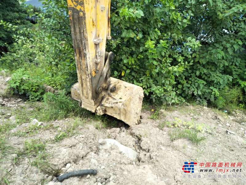 重庆出售转让二手9300小时2011年现代R225LC挖掘机
