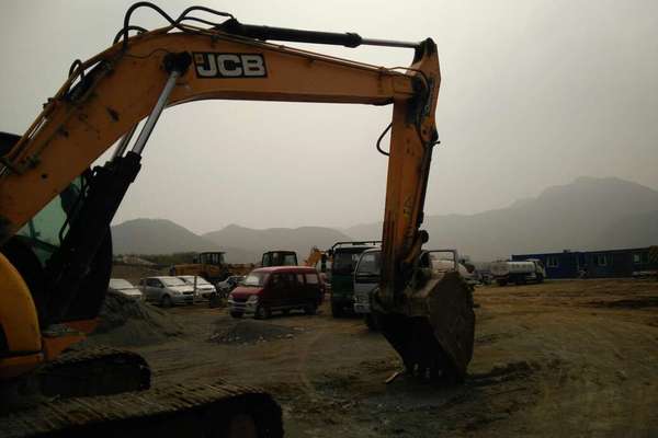 河北出售转让二手11200小时2011年JCBJS220LC挖掘机