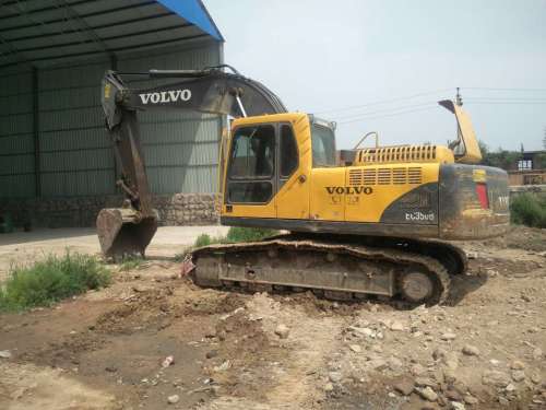 山西出售转让二手7800小时2009年沃尔沃EC240B挖掘机