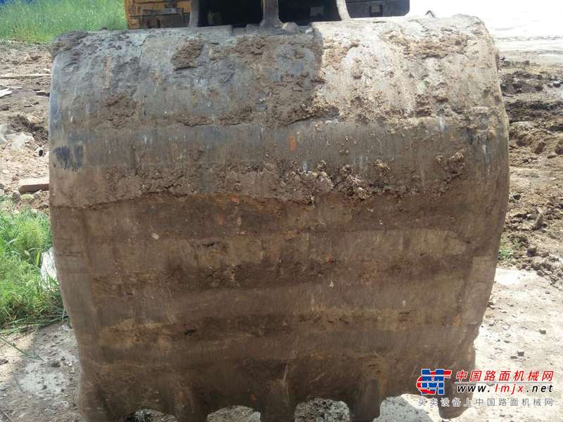 山西出售转让二手7800小时2009年沃尔沃EC240B挖掘机