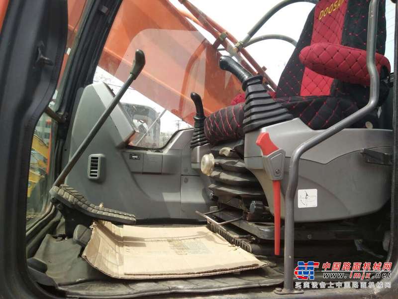 辽宁出售转让二手7000小时2010年斗山DX260LC挖掘机