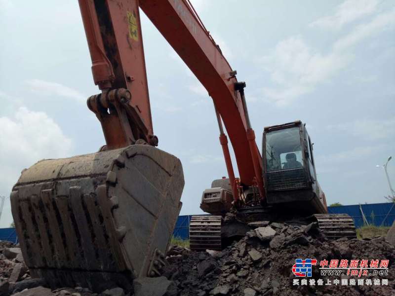 四川出售转让二手4242小时2013年日立ZX250H挖掘机